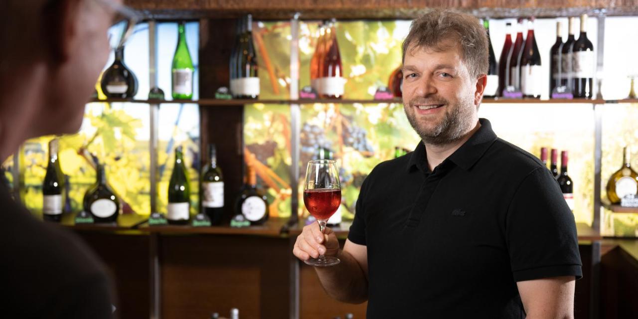 Spundloch- Das Hotel & Weinrestaurant Veitshochheim Ngoại thất bức ảnh