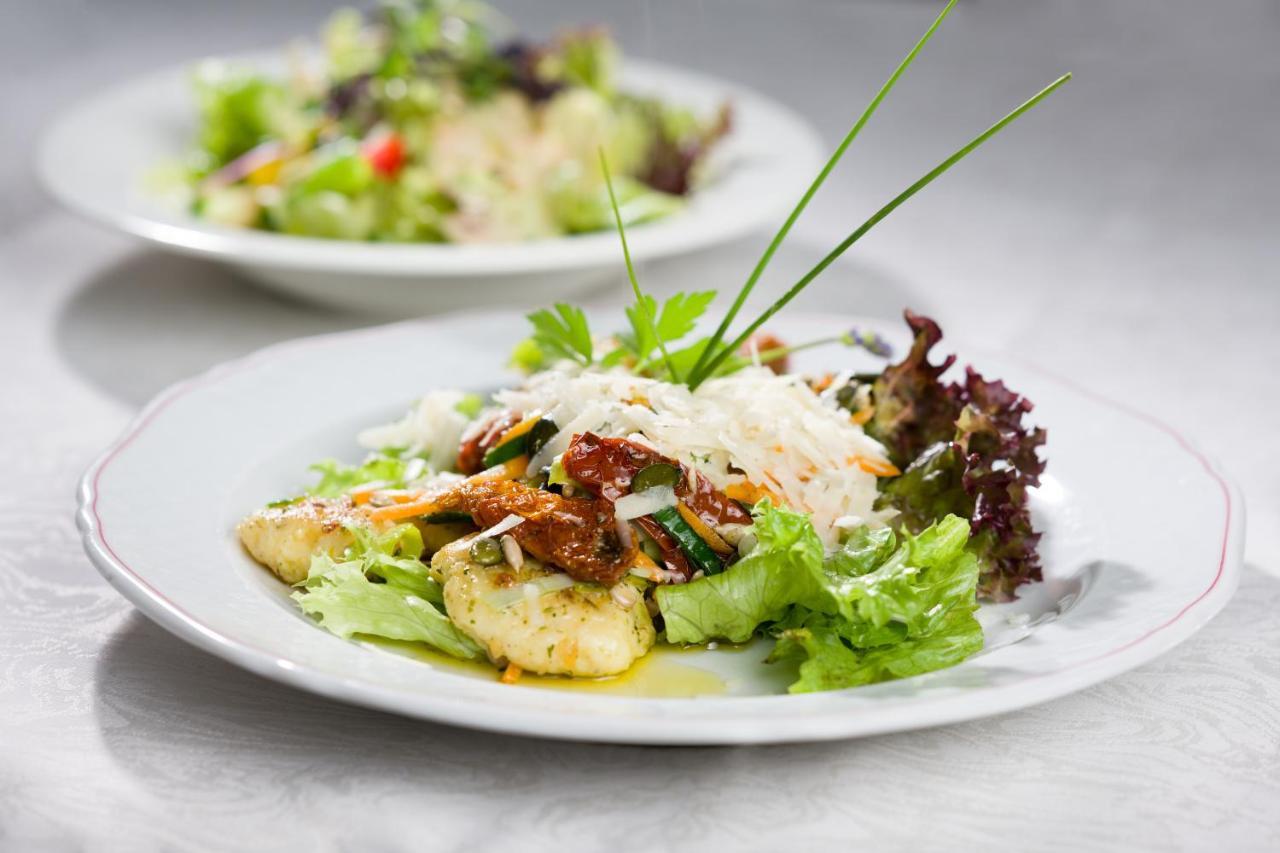 Spundloch- Das Hotel & Weinrestaurant Veitshochheim Ngoại thất bức ảnh