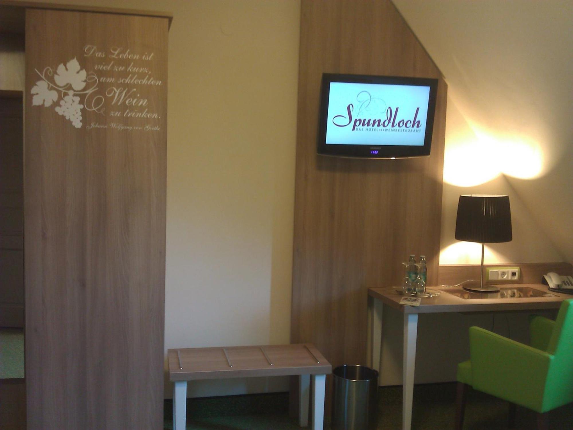 Spundloch- Das Hotel & Weinrestaurant Veitshochheim Ngoại thất bức ảnh