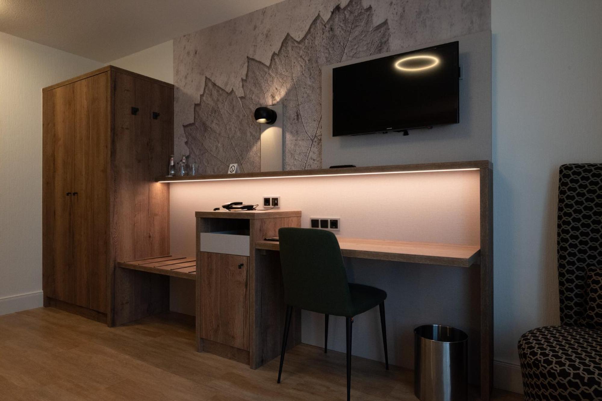 Spundloch- Das Hotel & Weinrestaurant Veitshochheim Ngoại thất bức ảnh